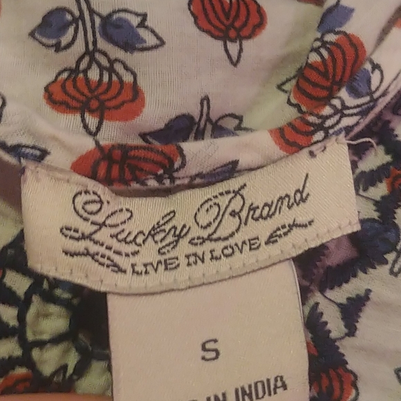 Lucky Top - Picture 3 of 3